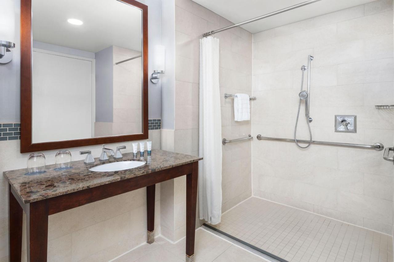 The Westin Washington National Harbor Hotel Bagian luar foto