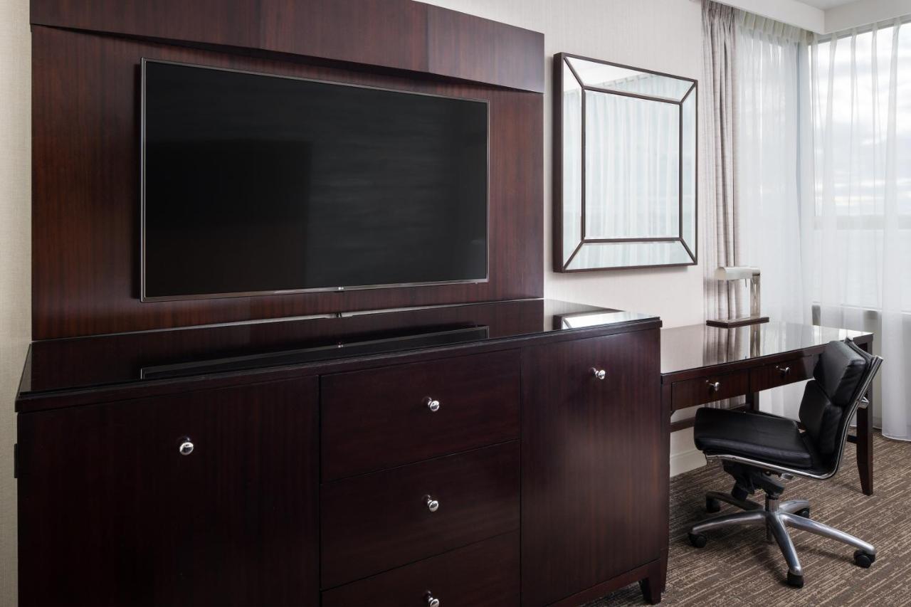 The Westin Washington National Harbor Hotel Bagian luar foto