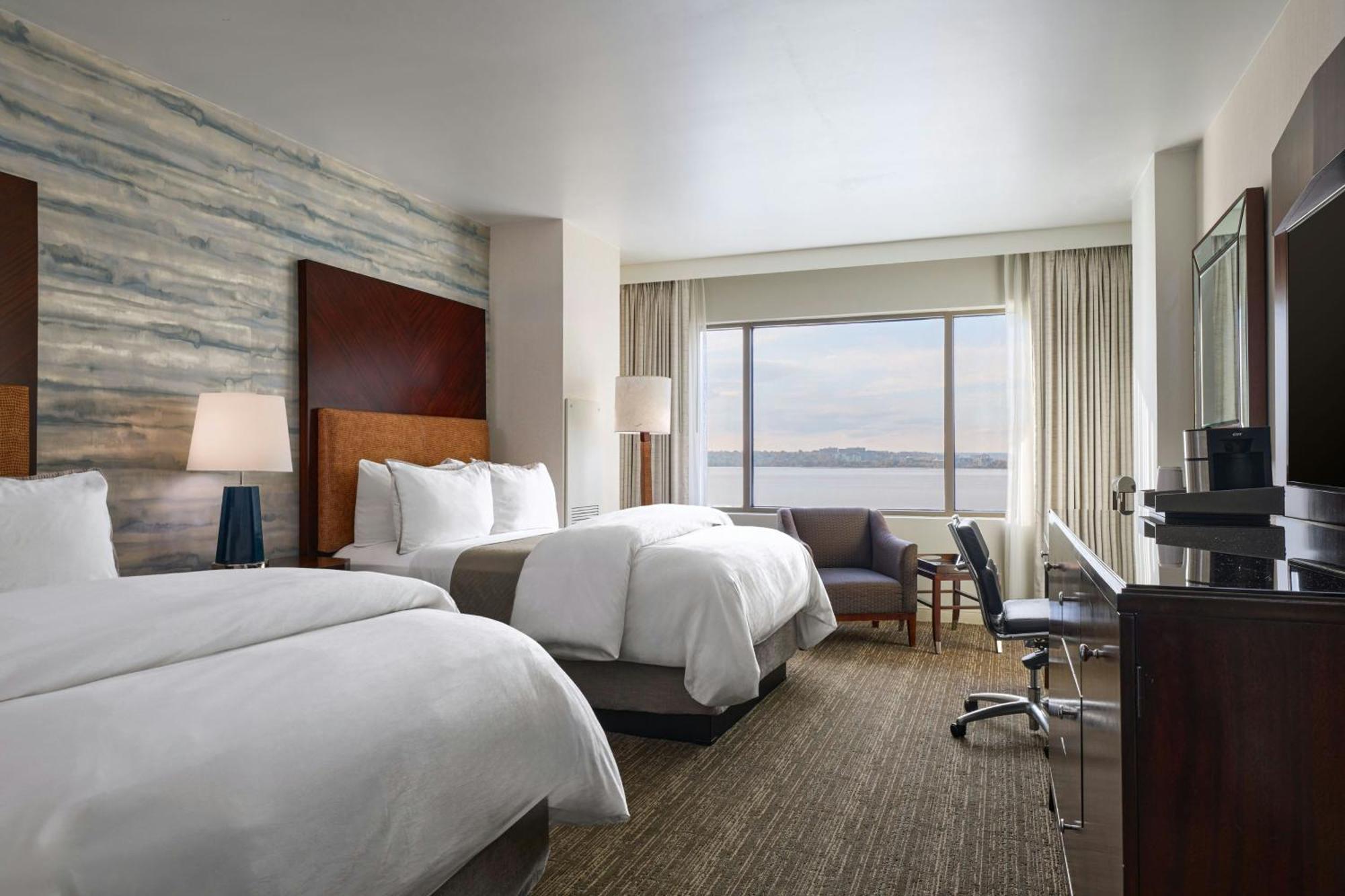 The Westin Washington National Harbor Hotel Bagian luar foto