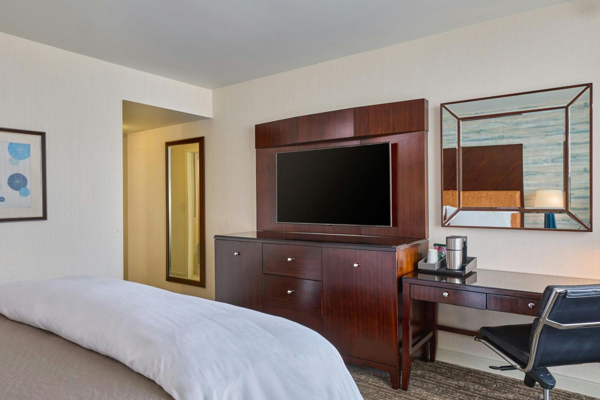 The Westin Washington National Harbor Hotel Bagian luar foto